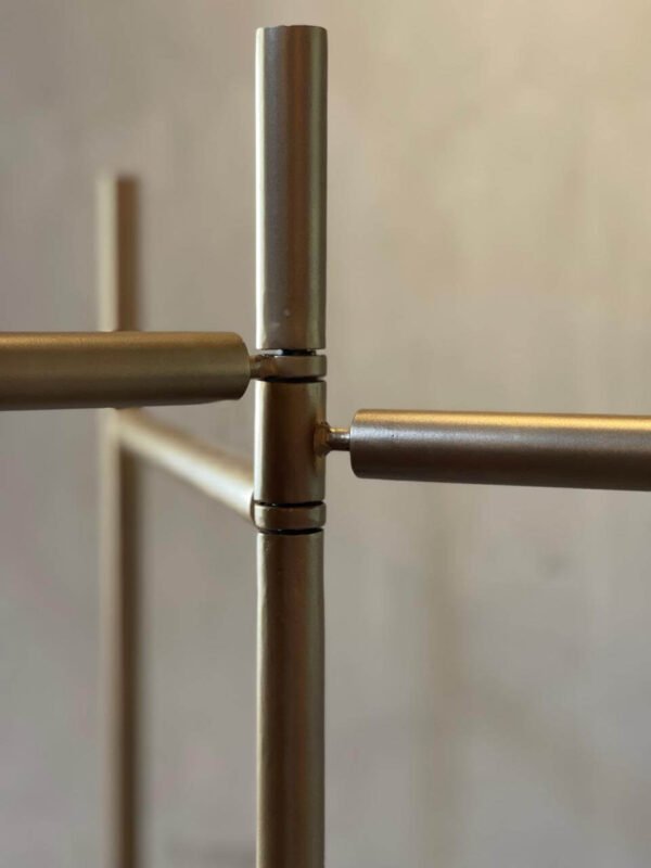 MODEL NO Item 2 - Image 7