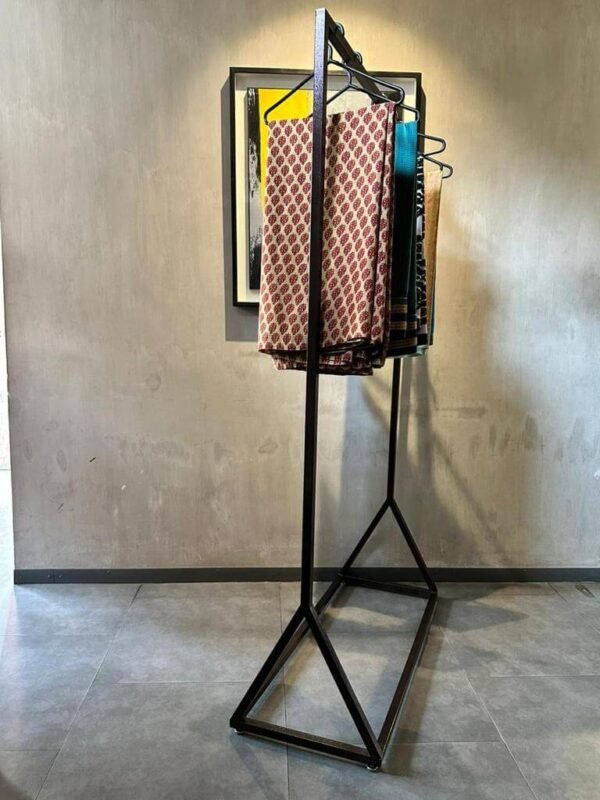 MODEL NO Item 5 - Image 3